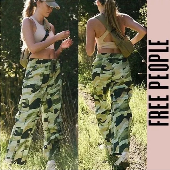 NWOT $128 Free People Stadium Pants Camo Print Size Small NEW FP Movement - Picture 2 of 3